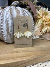 Load image into Gallery viewer, Gold Lotus
