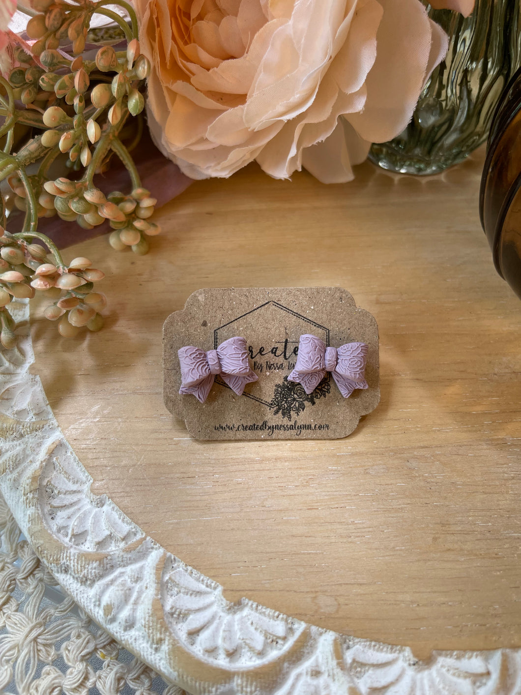 Textured bow Studs
