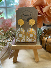 Load image into Gallery viewer, Sunburst Dangles
