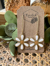 Load image into Gallery viewer, Metal Daisies

