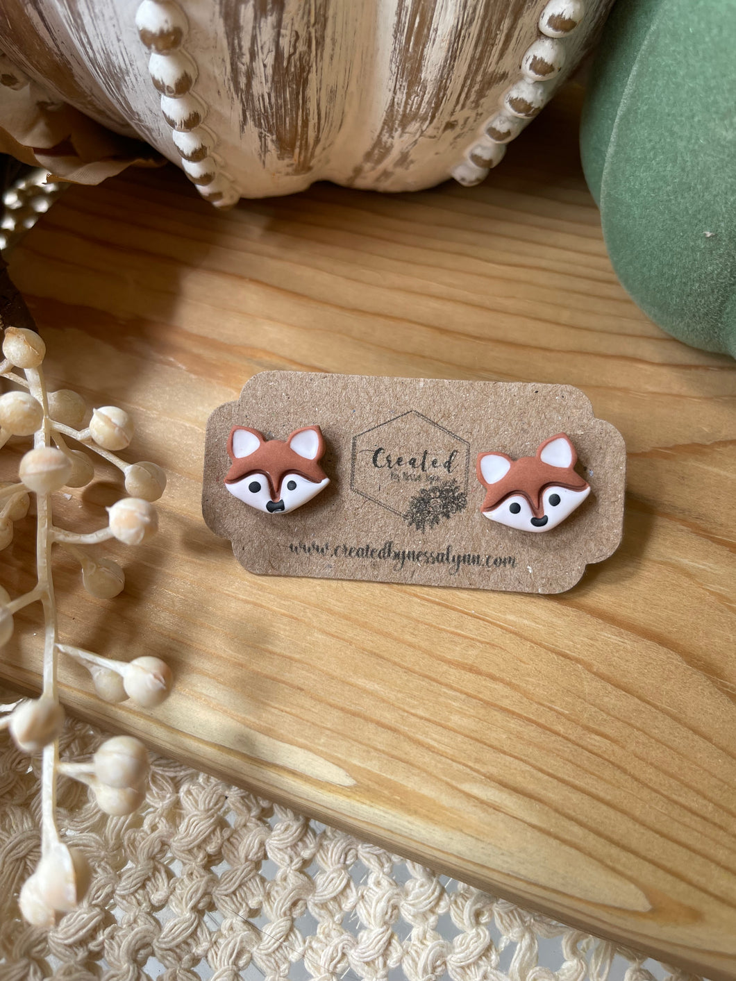 Fox studs