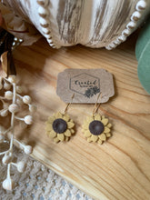 Load image into Gallery viewer, Sunflower Hoop
