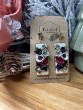 Load image into Gallery viewer, Winter Floral
